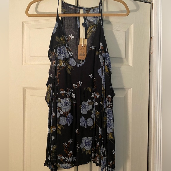 American Eagle Outfitters Tops - American Eagle Top